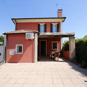 Donatella House , Piove di Sacco Włochy